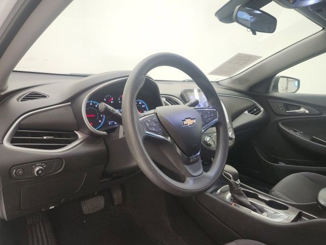 Used 2021 Chevrolet Malibu LS FWD image 11