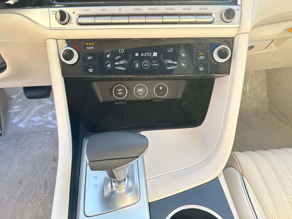 New 2026 Genesis G70 2.5T Prestige image 29