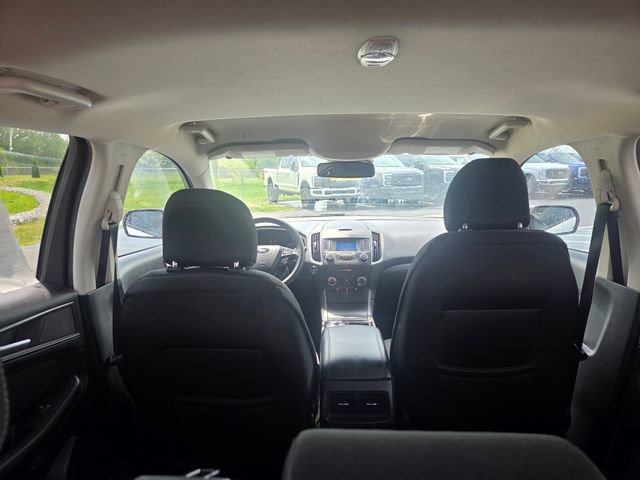Used 2019 Ford Edge SE FWD image 13