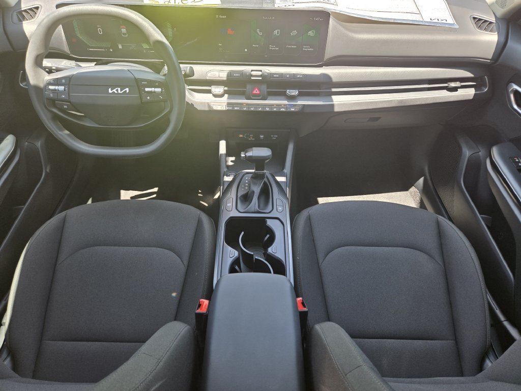 New 2026 Kia K4 FWD image 18