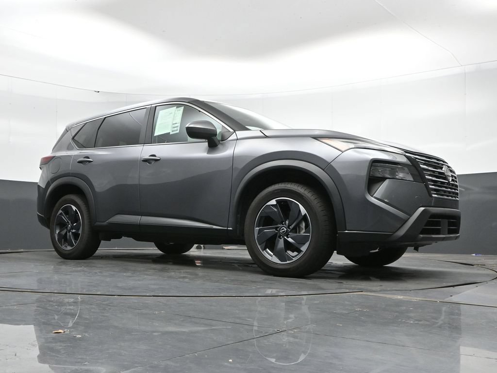 Used 2024 Nissan Rogue SV FWD image 42