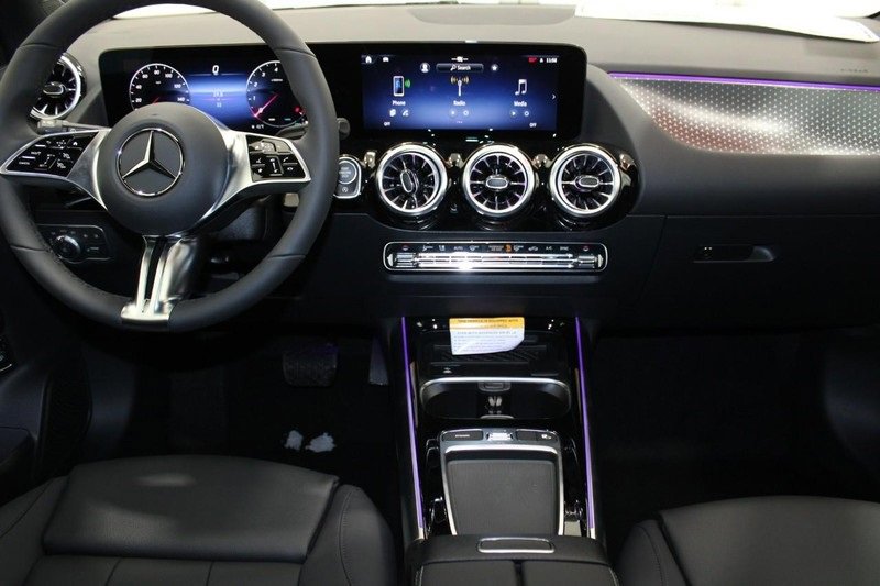 New 2025 Mercedes-Benz GLA 250 4MATIC image 6