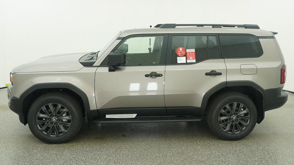 New 2027 Toyota Land Cruiser w/ Premium Package AWD/4WD image 6