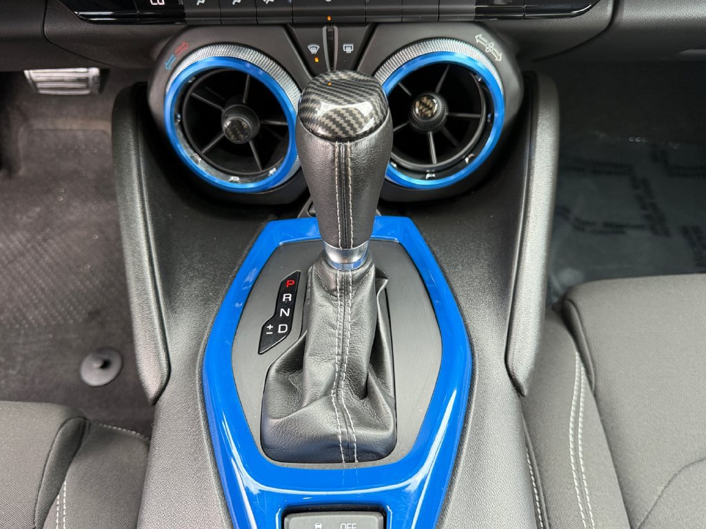 Used 2020 Chevrolet Camaro LS RWD image 17