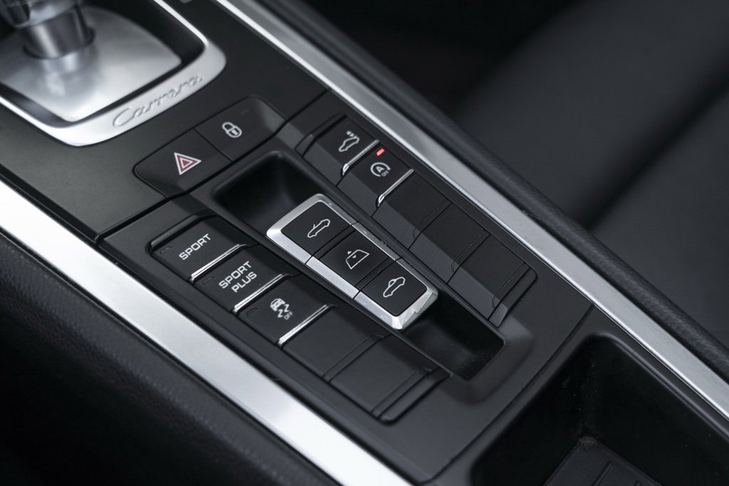 Used 2013 Porsche 911 Carrera image 26