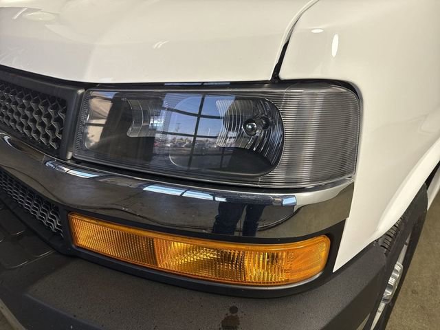Used 2024 Chevrolet Express 3500 LT w/ LT Preferred Equipment Group RWD image 30