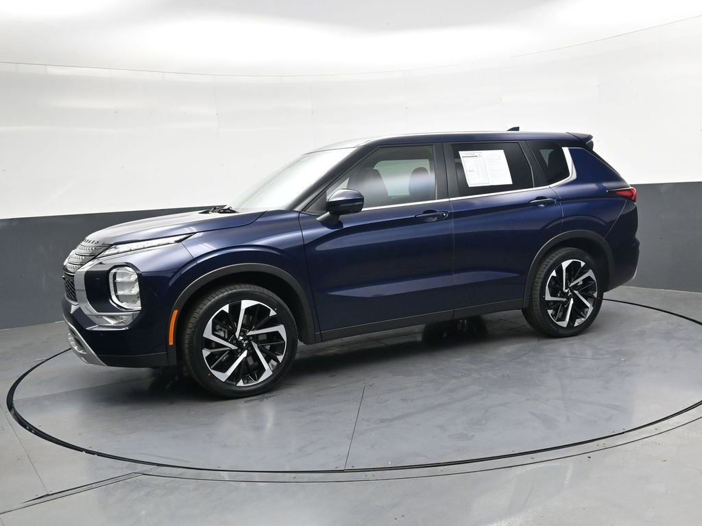 Used 2022 Mitsubishi Outlander SE AWD/4WD image 8