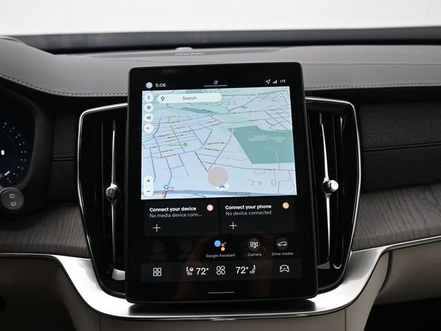 New 2026 Volvo XC90 B6 Ultra w/ Protection Package image 13