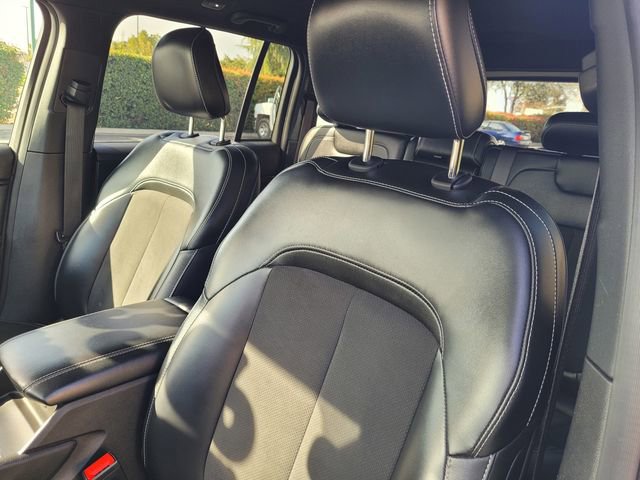 Used 2024 Jeep Grand Cherokee Altitude image 12