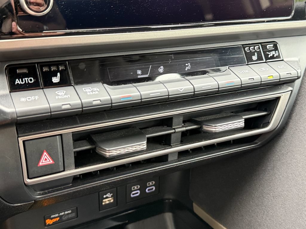 Certified 2025 Toyota Camry LE w/ Convenience Package AWD/4WD image 35