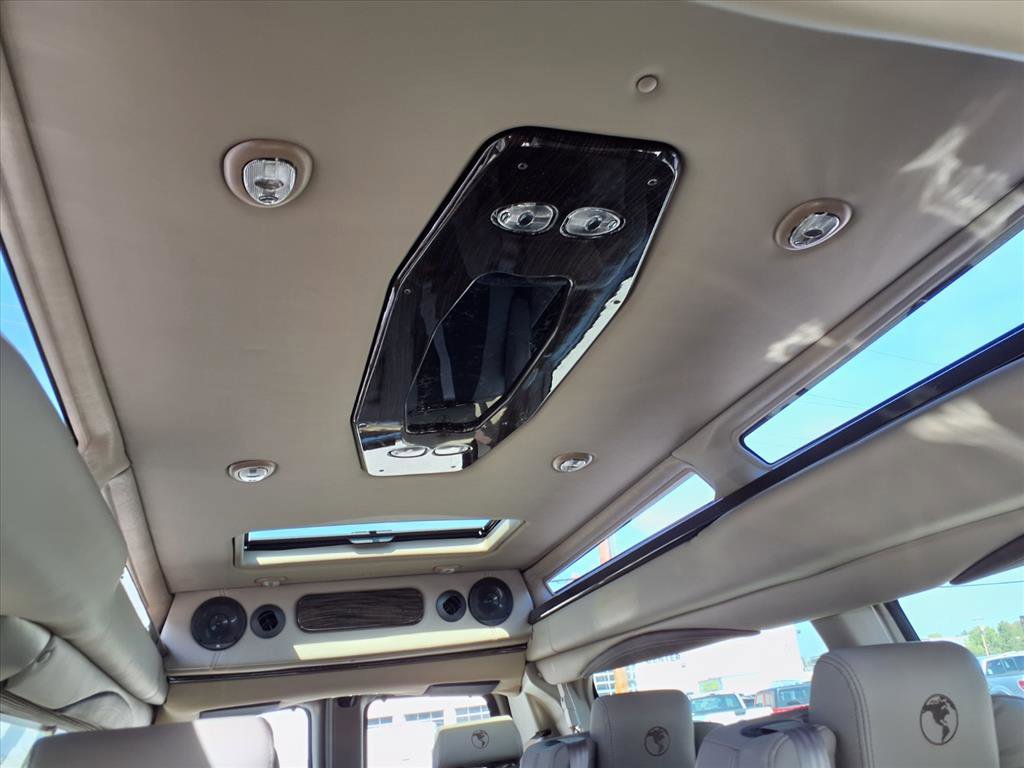 New 2025 GMC Savana 2500 Work Van w/ Driver Convenience Package image 22