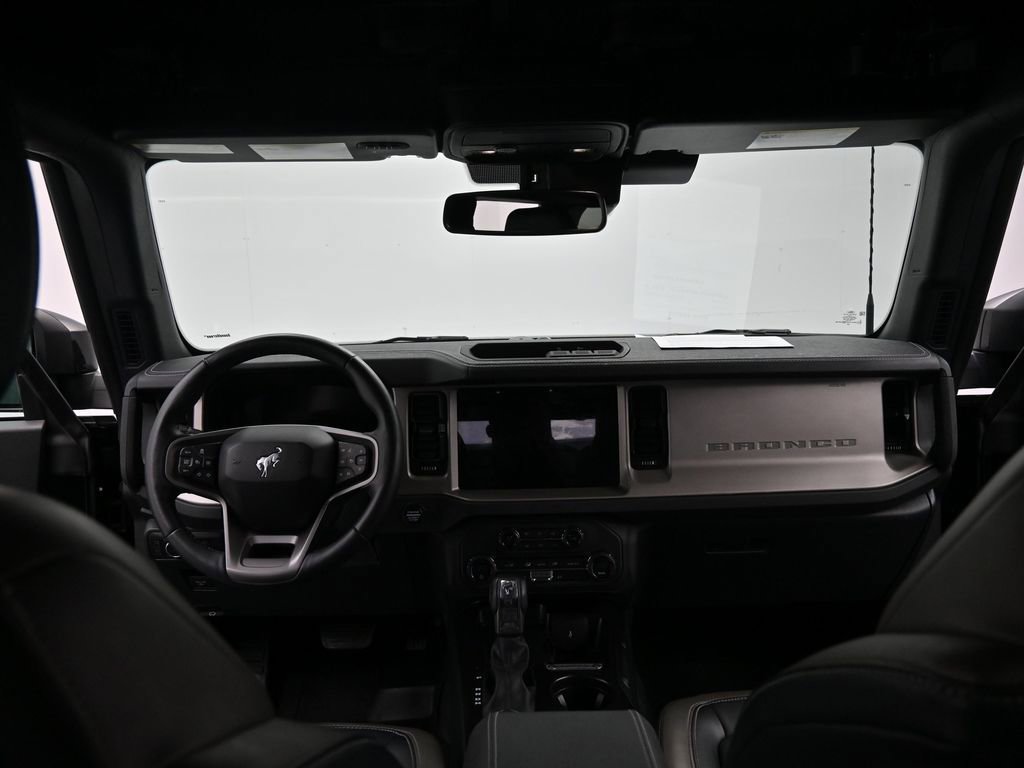 Used 2025 Ford Bronco Outer Banks w/ Matte Film Protection Package AWD/4WD image 32