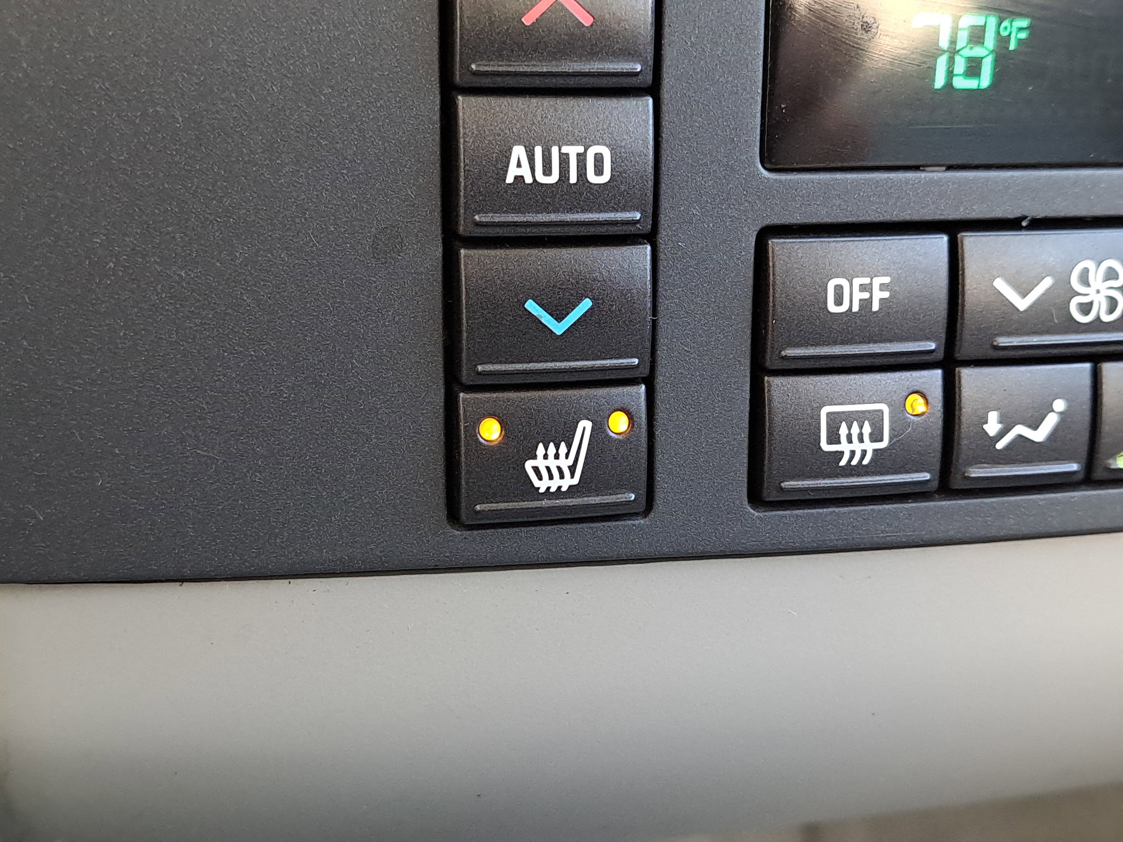 Used 2008 Buick LaCrosse CXL image 16