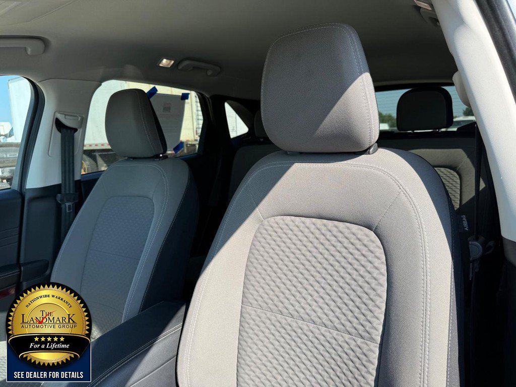Used 2021 Ford Escape SE AWD/4WD image 9