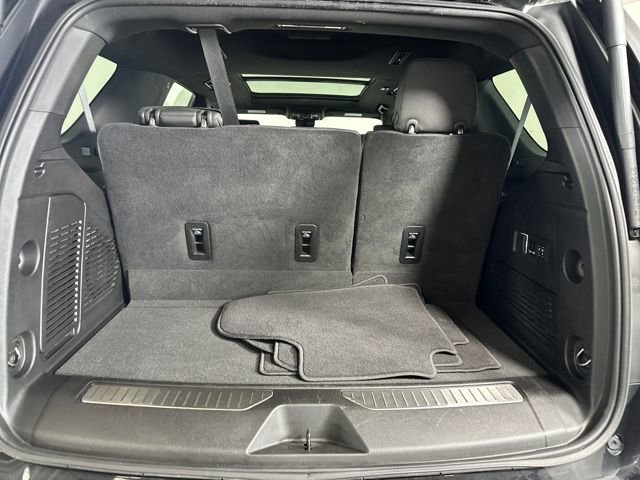 Used 2024 Chevrolet Tahoe High Country w/ Advanced Technology Package image 27
