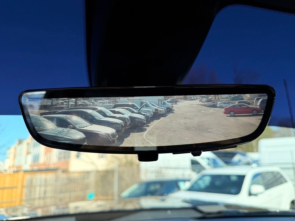 Used 2021 Chevrolet Silverado 2500 LTZ w/ Carhartt Edition AWD/4WD image 28