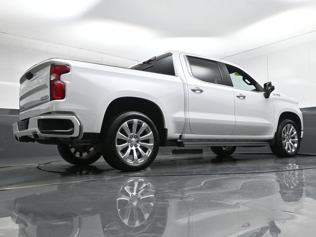 Used 2021 Chevrolet Silverado 1500 High Country w/ Technology Package AWD/4WD image 32
