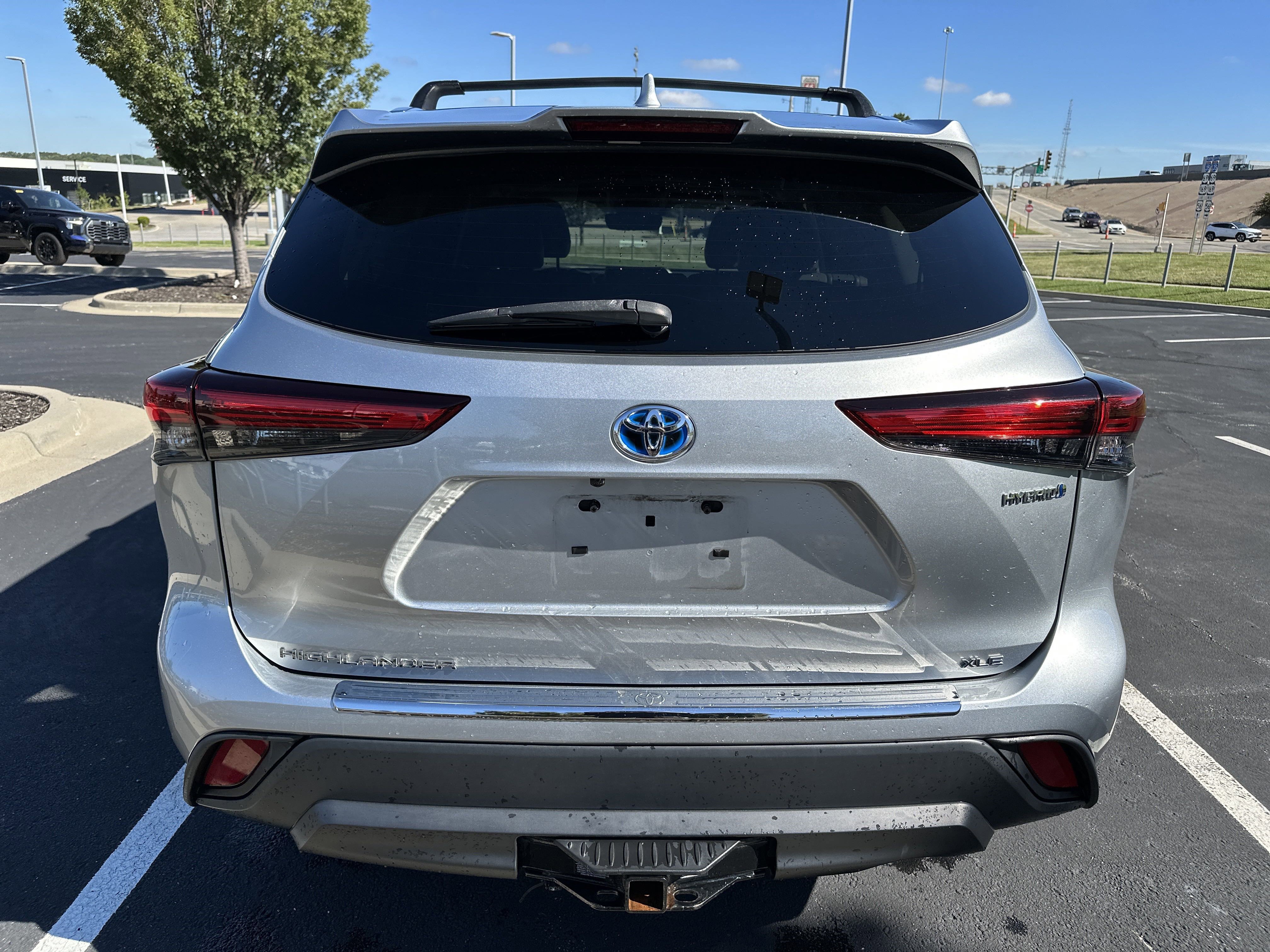 Certified 2020 Toyota Highlander XLE image 9