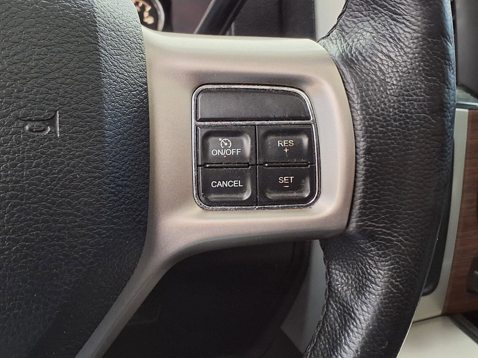 Used 2015 RAM 2500 Laramie w/ Convenience Group AWD/4WD image 24