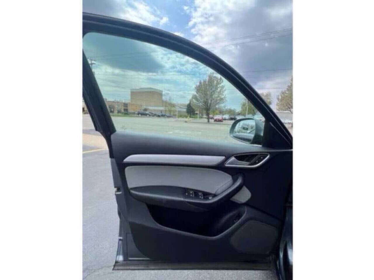 Used 2017 Audi Q3 2.0T Premium image 21