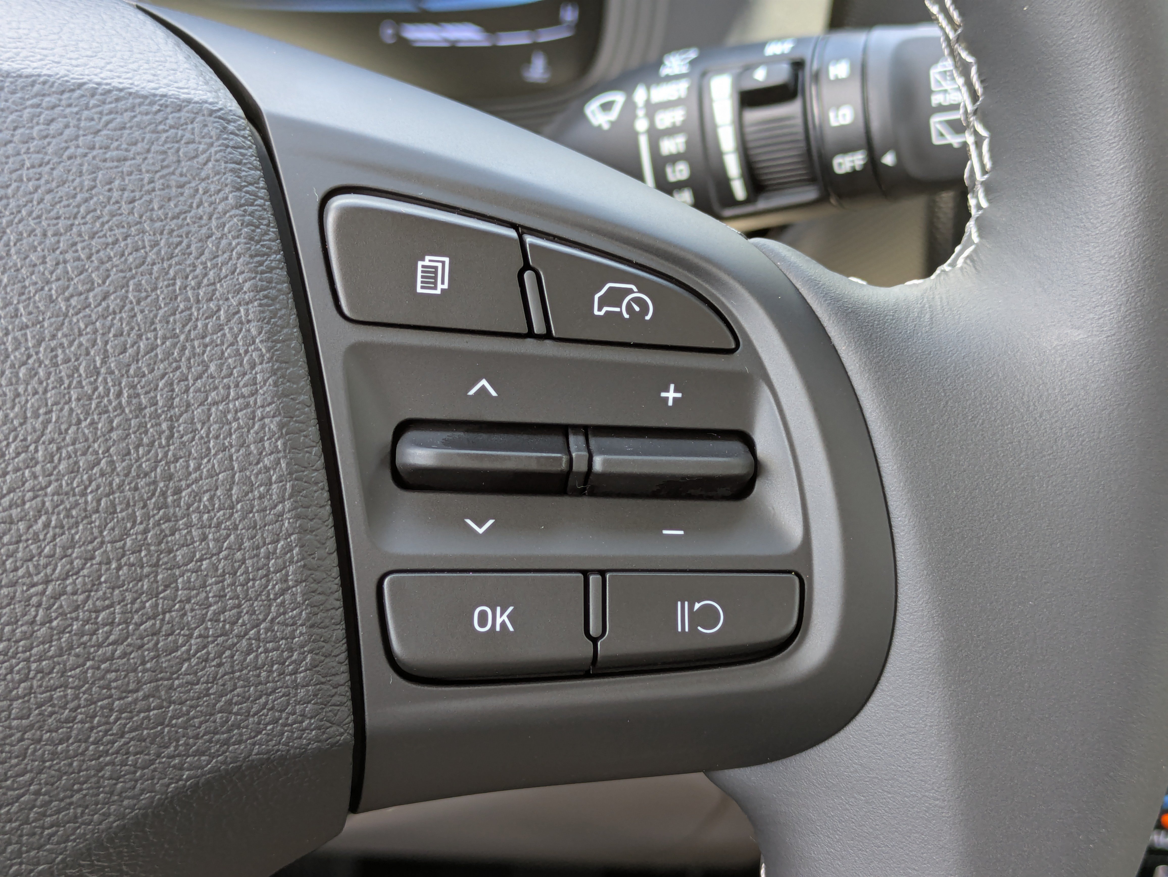 New 2026 Hyundai Venue SEL FWD image 21