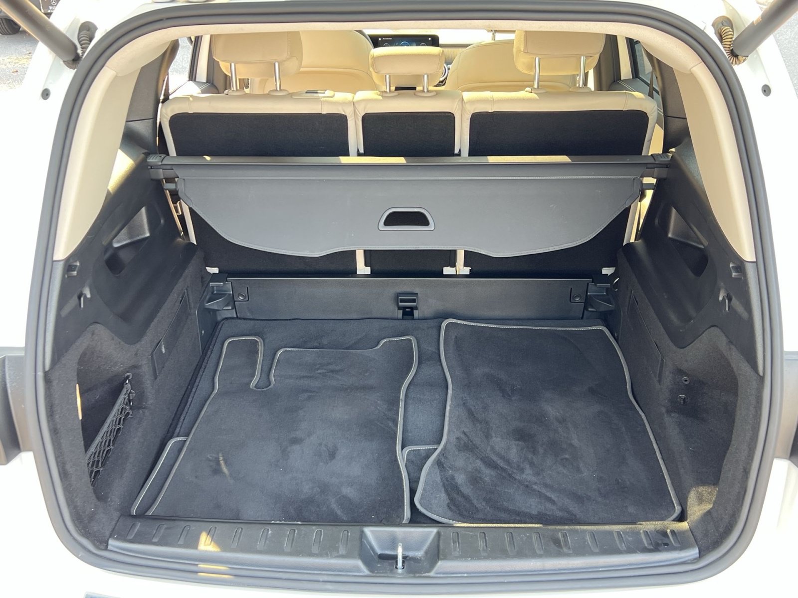 Certified 2022 Mercedes-Benz GLB 250 4MATIC image 31