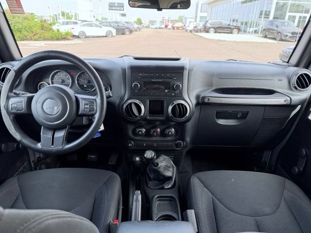 Used 2016 Jeep Wrangler Sport AWD/4WD image 18