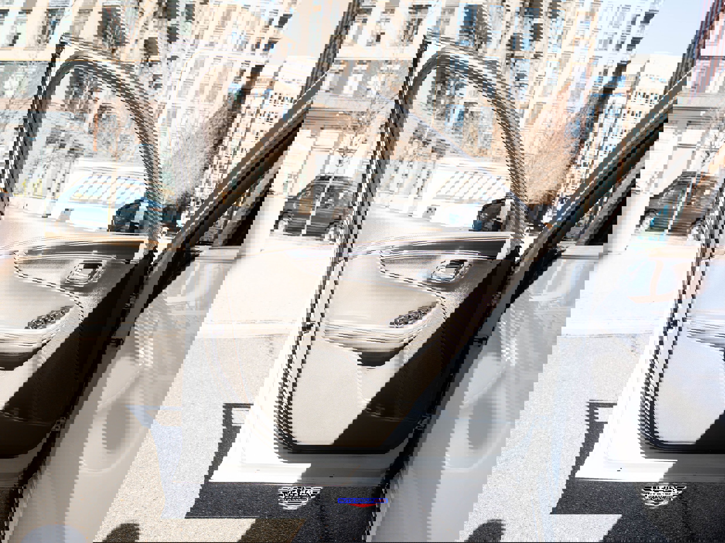 Used 2015 Chevrolet Impala LT w/ Convenience Package image 37