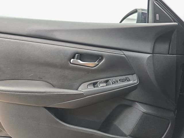 Used 2022 Nissan Sentra SV FWD image 27