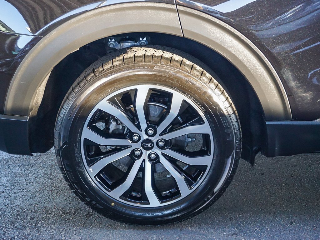 Used 2023 Ford Explorer ST-Line w/ Class IV Trailer Tow Package image 9