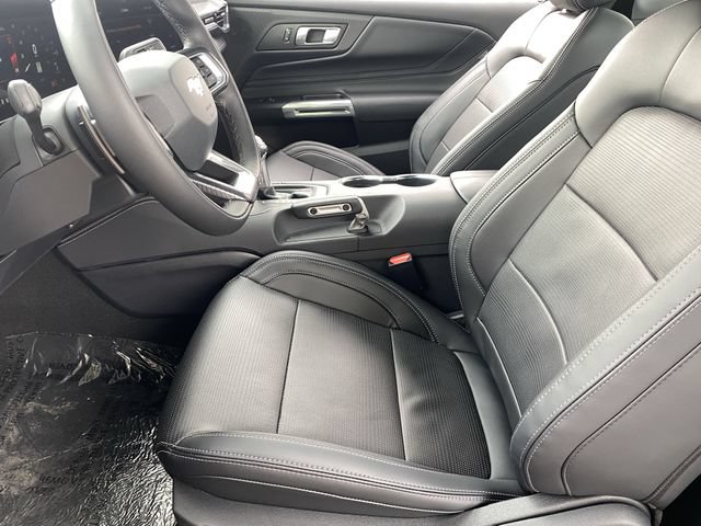 New 2026 Ford Mustang GT Premium w/ GT Performance Package RWD image 17