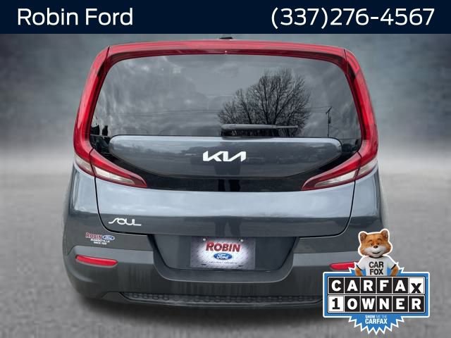 Used 2022 Kia Soul LX w/ Technology Package image 4