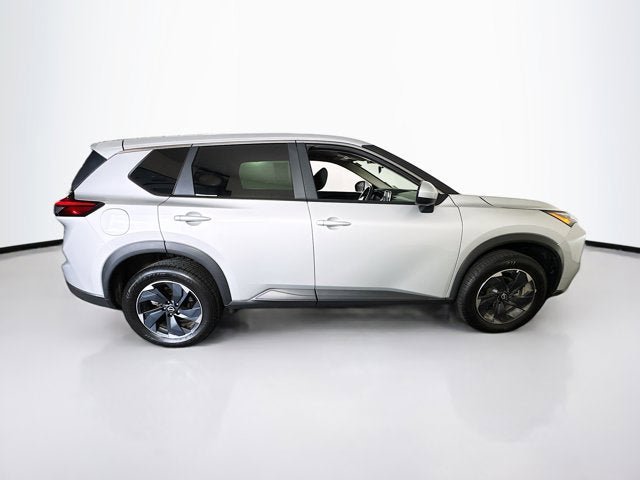 Certified 2024 Nissan Rogue SV AWD/4WD image 4