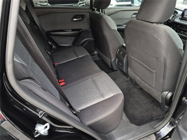 Used 2023 Nissan Rogue SV image 15