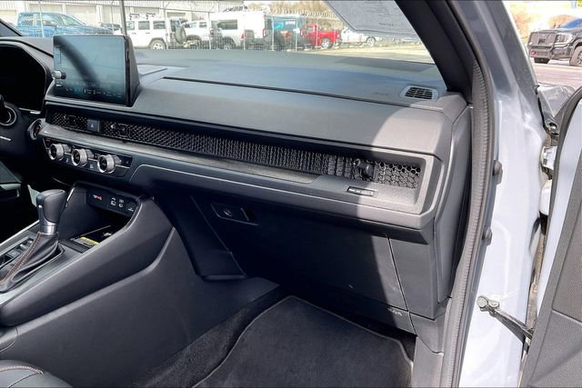 Used 2025 Honda CR-V Sport-L image 16