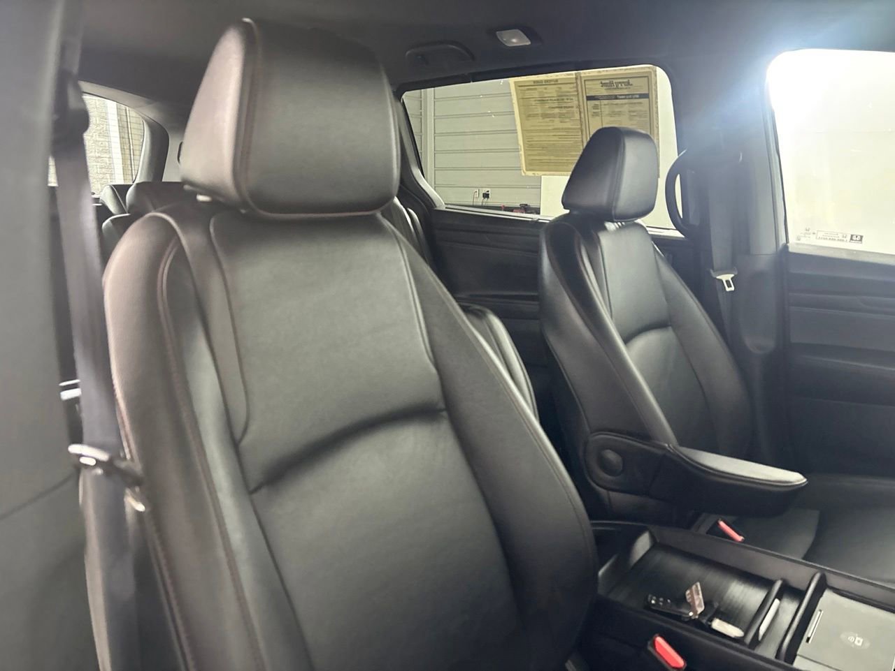 Used 2025 Honda Odyssey Sport-L image 25