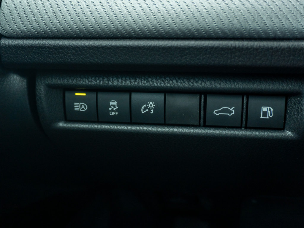 Used 2026 Toyota Camry SE w/ Convenience Package FWD image 27