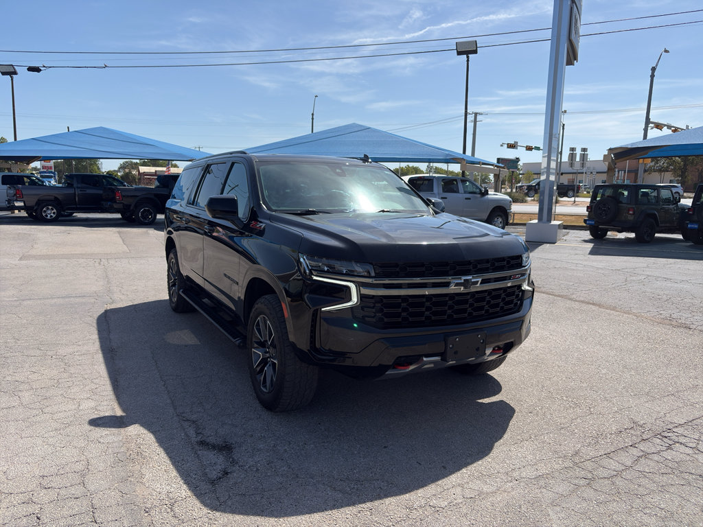 Used 2021 Chevrolet Suburban Z71 AWD/4WD image 3