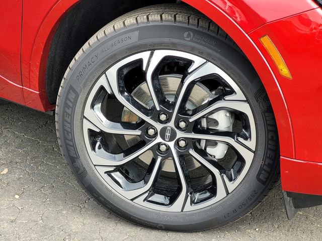 New 2026 Lincoln Nautilus Reserve image 9