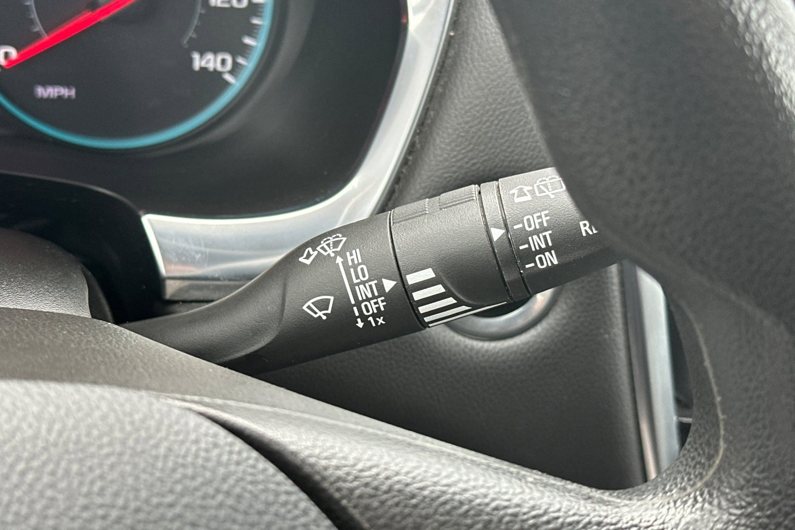 Used 2020 Chevrolet Traverse LS image 41