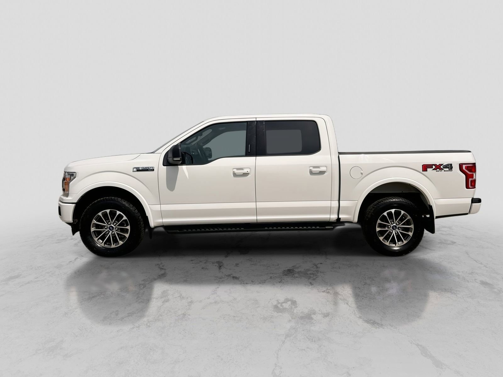 Used 2020 Ford F150 XLT w/ Equipment Group 302A Luxury AWD/4WD image 3