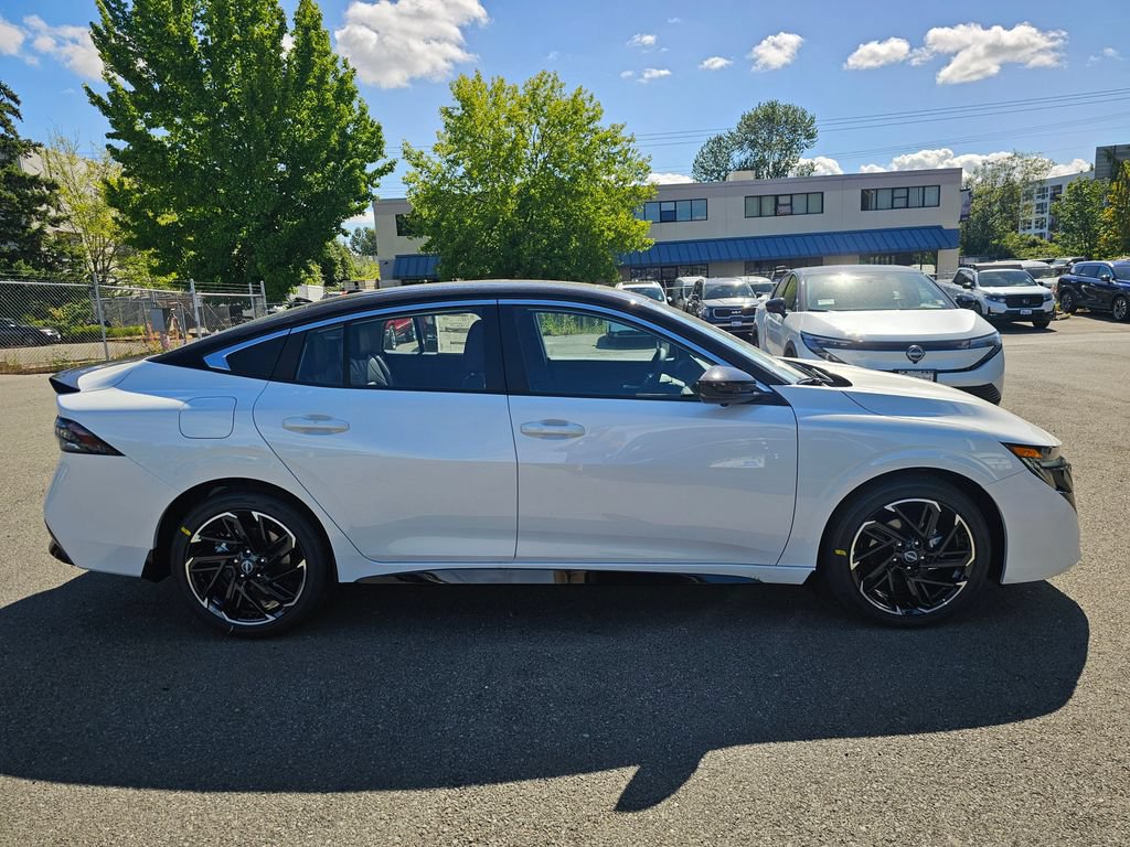 New 2026 Nissan Sentra SR w/ SR Premium Package FWD image 4