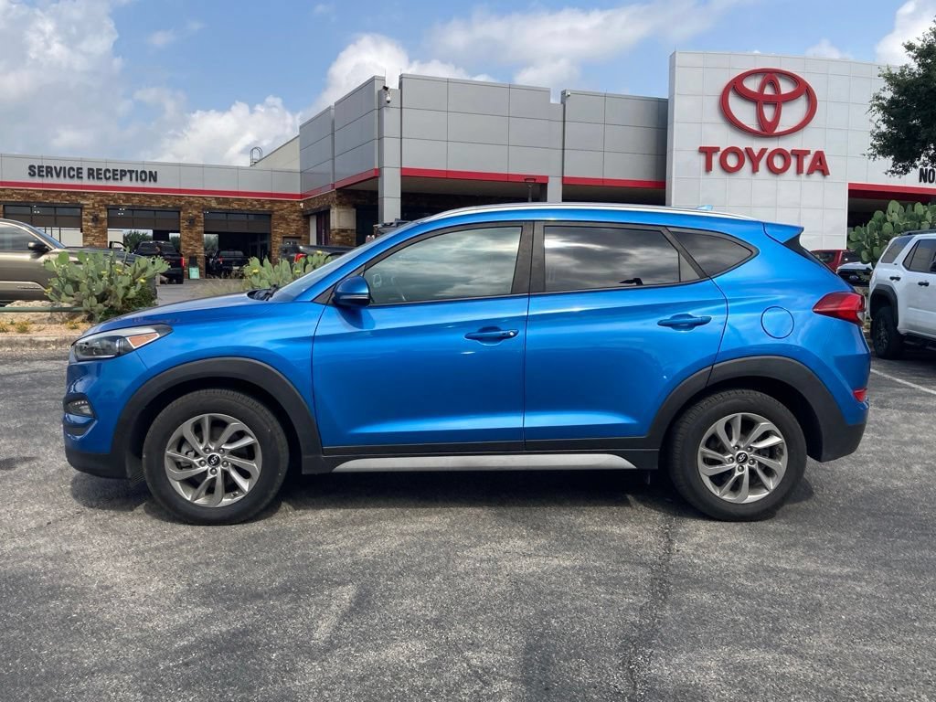 Used 2017 Hyundai Tucson SE Plus AWD/4WD image 8