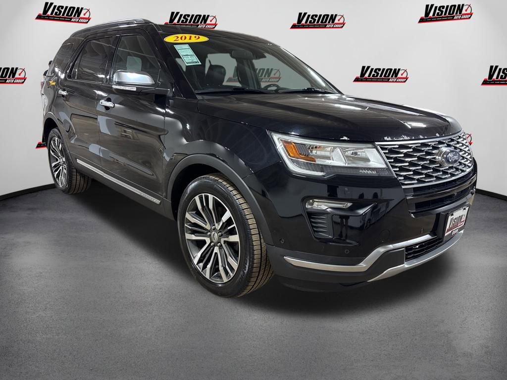 Used 2019 Ford Explorer Platinum AWD/4WD video 3