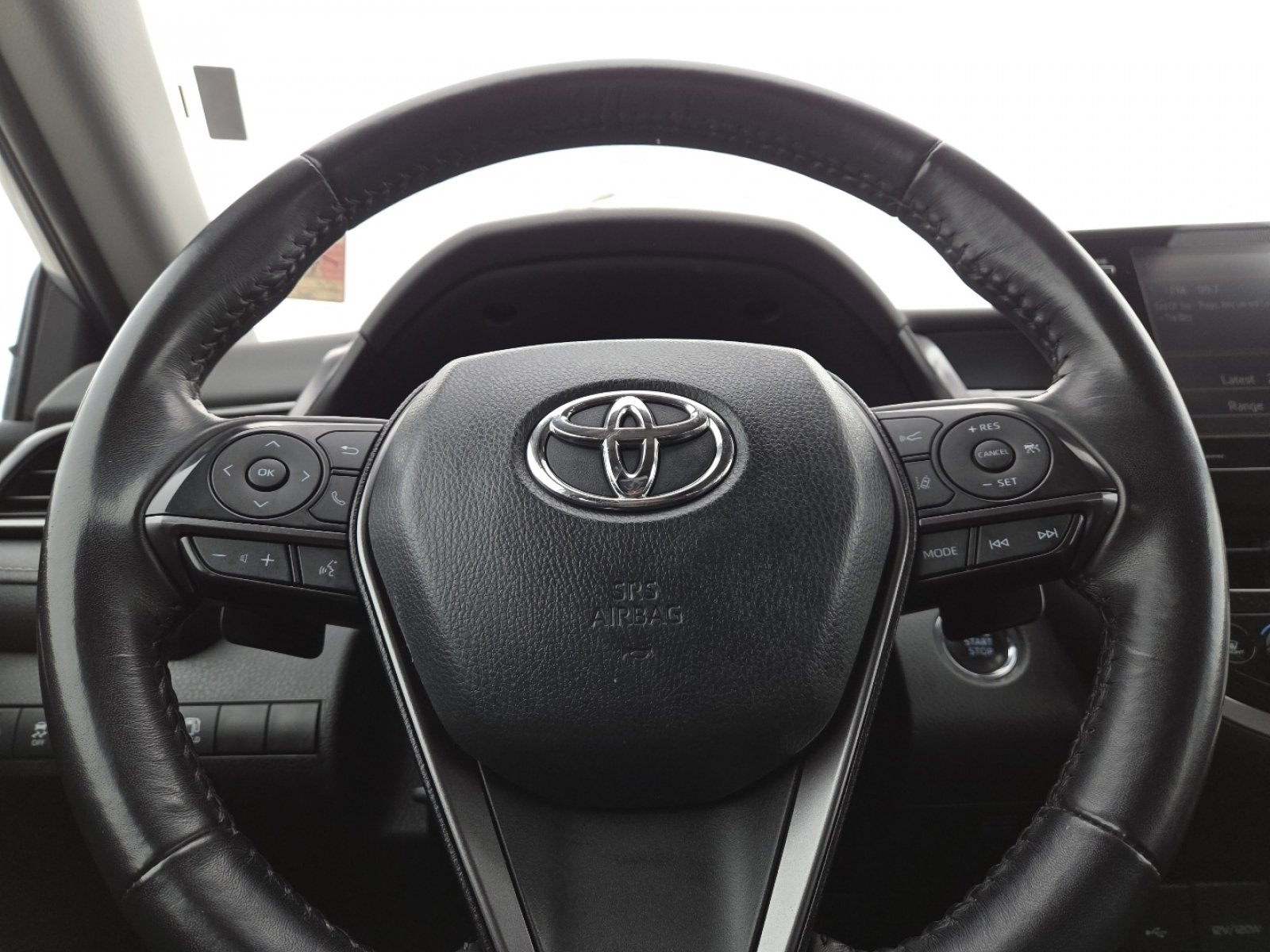 Used 2023 Toyota Camry XSE image 25