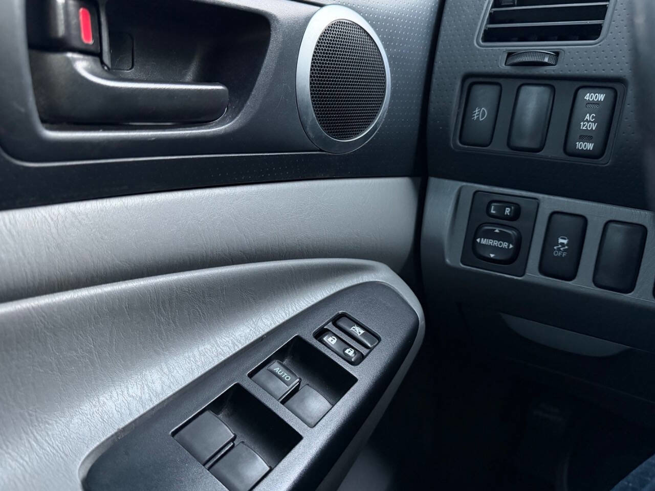 Used 2014 Toyota Tacoma 4x4 Double Cab w/ TRD Sport Package image 17