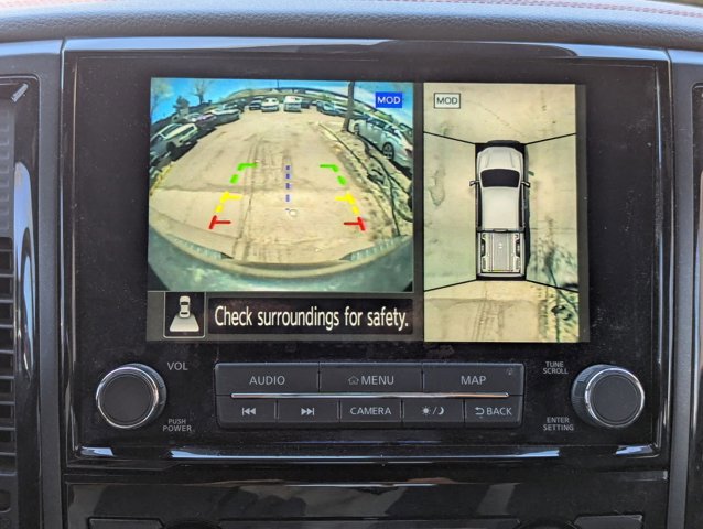 Used 2021 Nissan Titan PRO-4X w/ Pro-4x Convenience Package AWD/4WD image 14