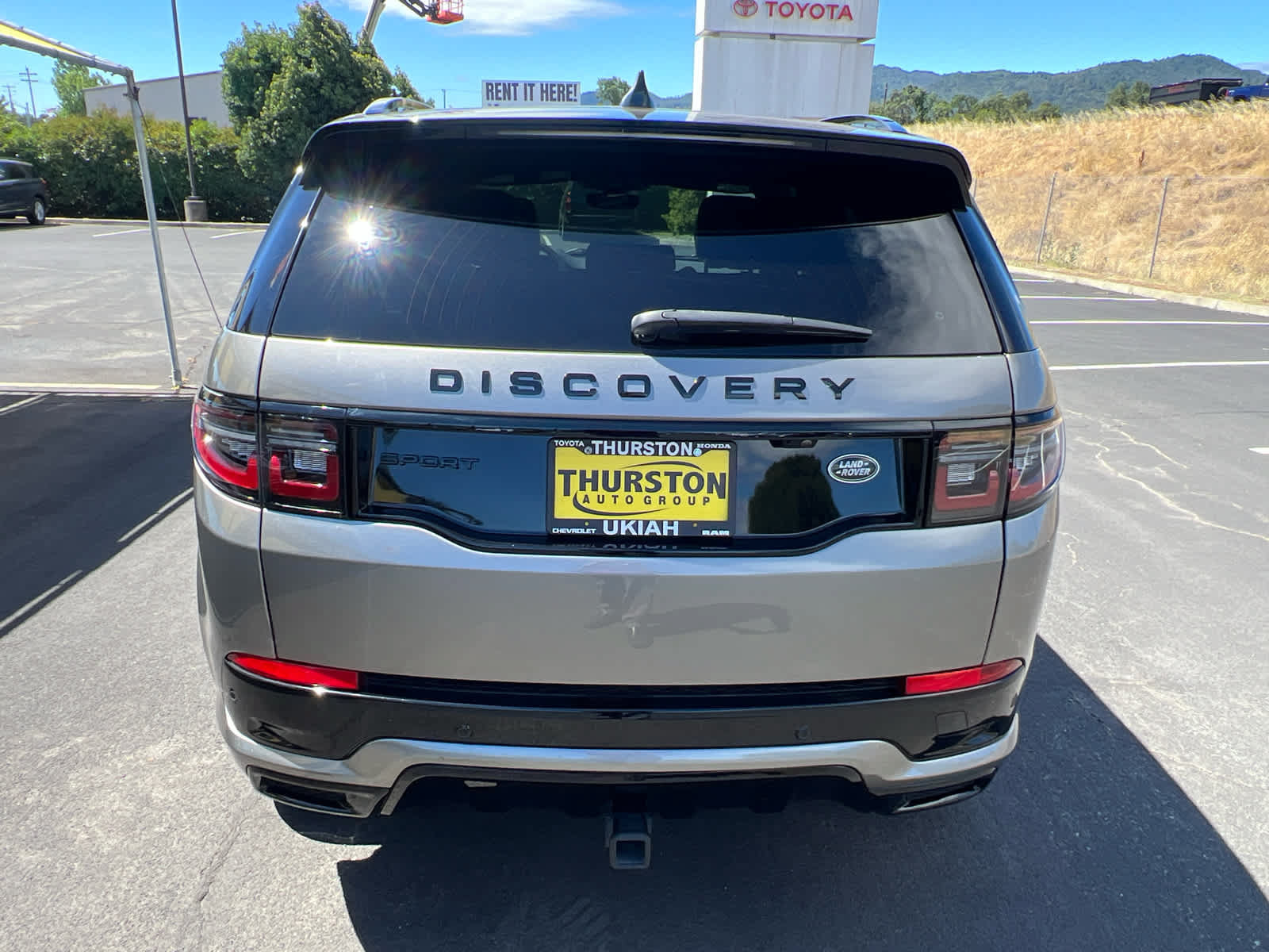 Used 2022 Land Rover Discovery Sport SE R-Dynamic AWD/4WD image 9