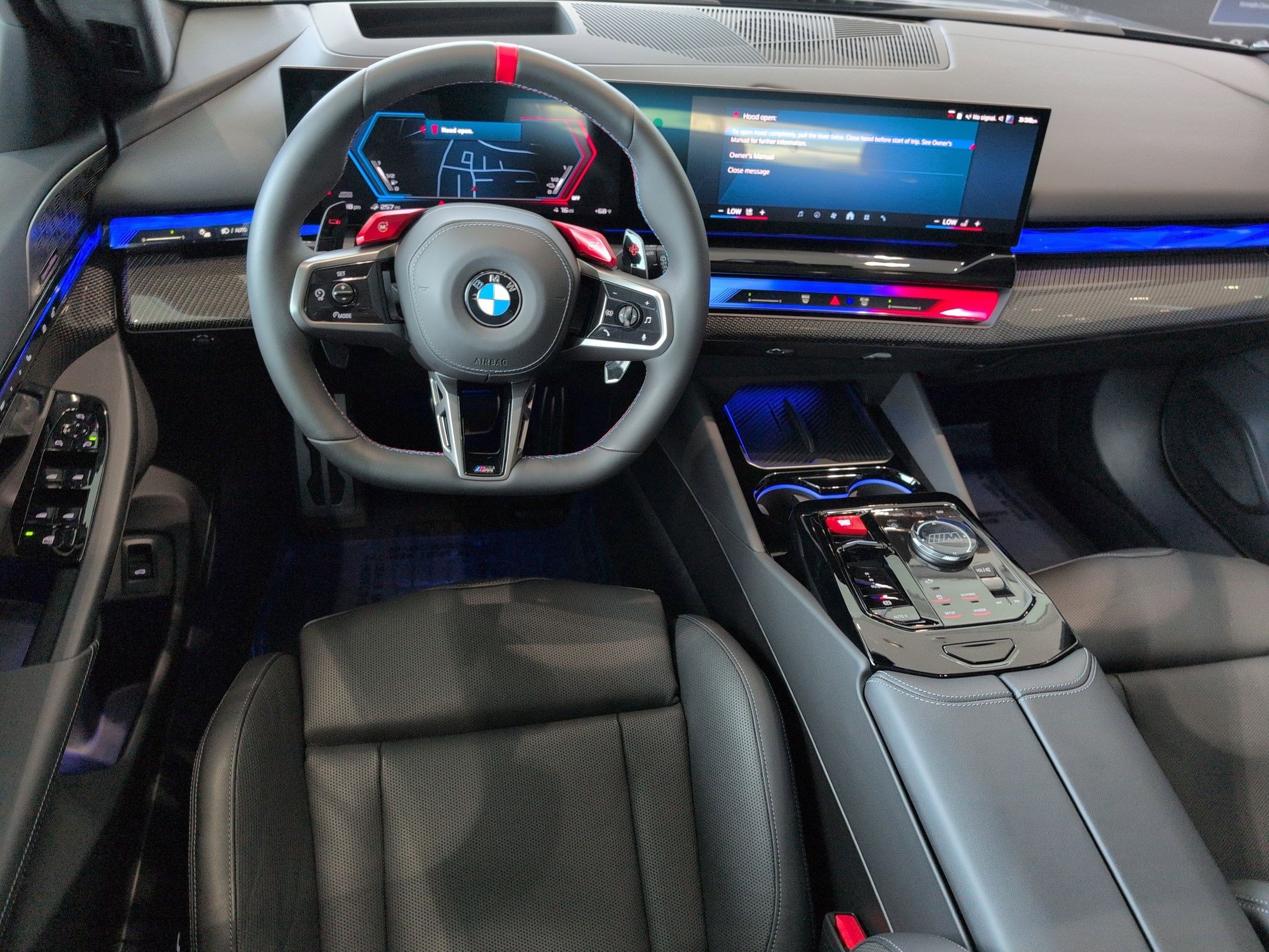 Used 2025 BMW M5 Touring w/ Executive Package image 29