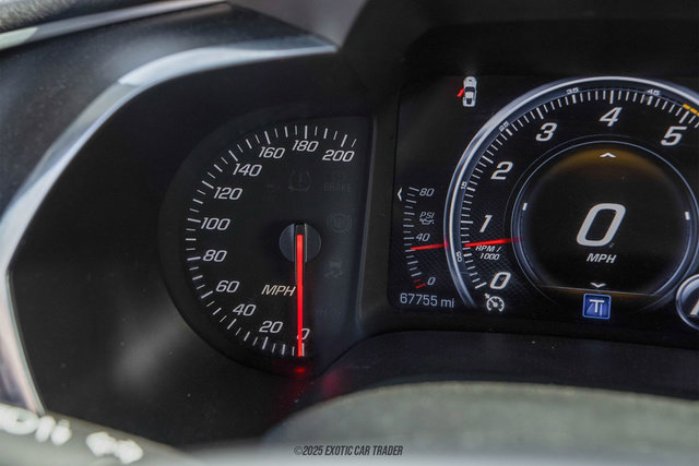 Used 2018 Chevrolet Corvette Stingray Coupe w/ 1LT image 28